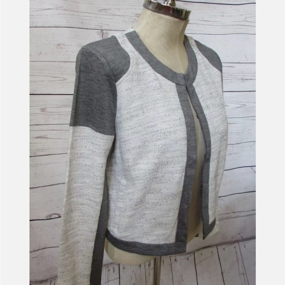 Cabi Shrunken blazer Style 211, gray and white - Picture 5 of 10